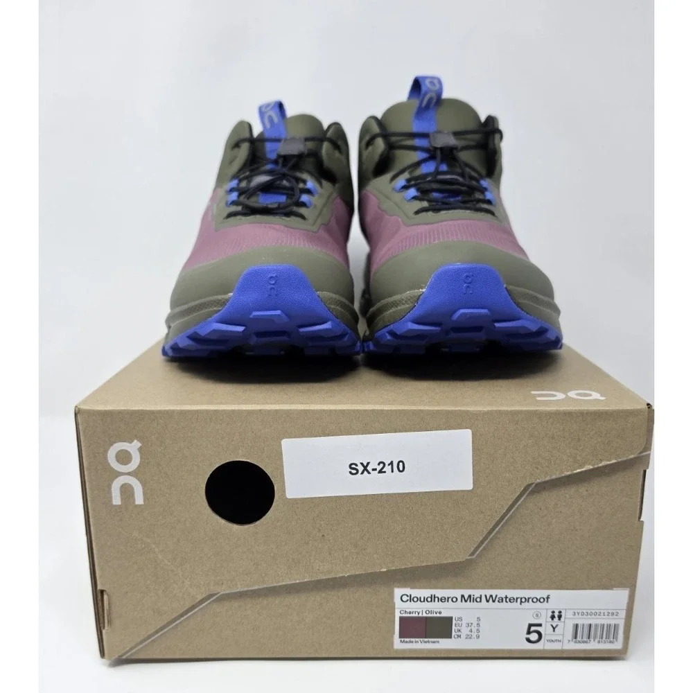 On Cloudhero Mid Waterproof  Size Youth 5 Shoe Cherry/Olive NWB